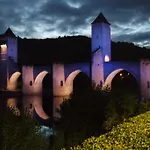Le Balcon Des Jasses Bed & Breakfast 4*