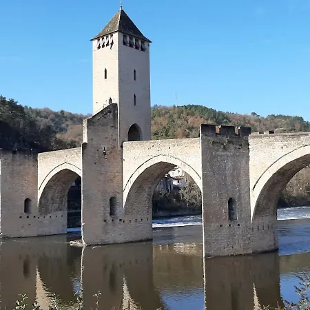 Le Balcon Des Jasses Frühstückspension Espere