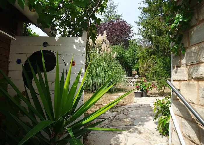 Bed & Breakfast Le Balcon Des Jasses 4*